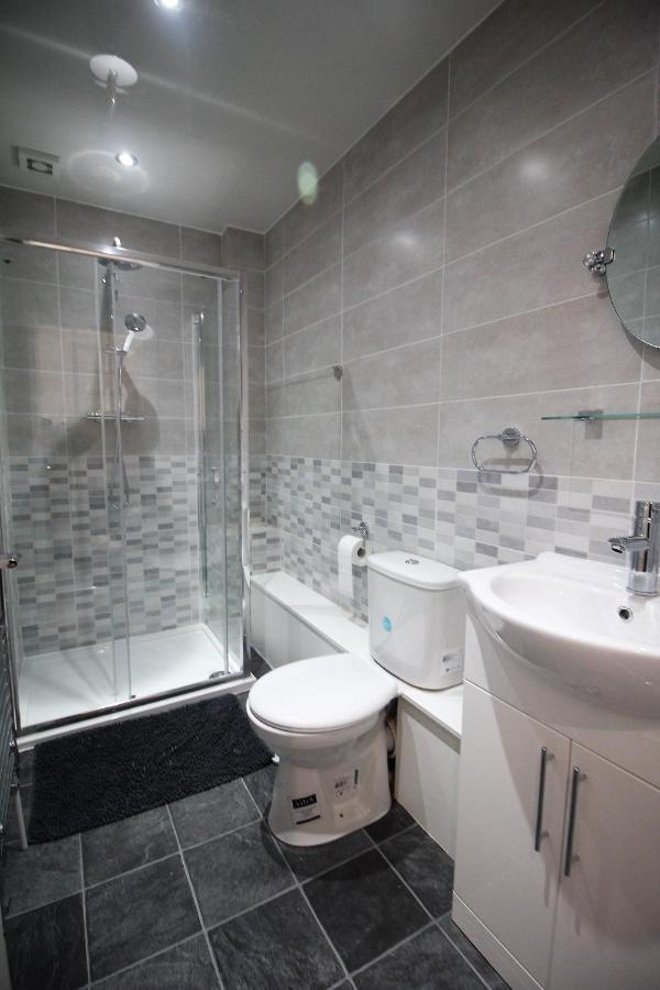Tower View House - 4 Bedroom - Newly Refurbished - 2 Mins Walk To Holiday home